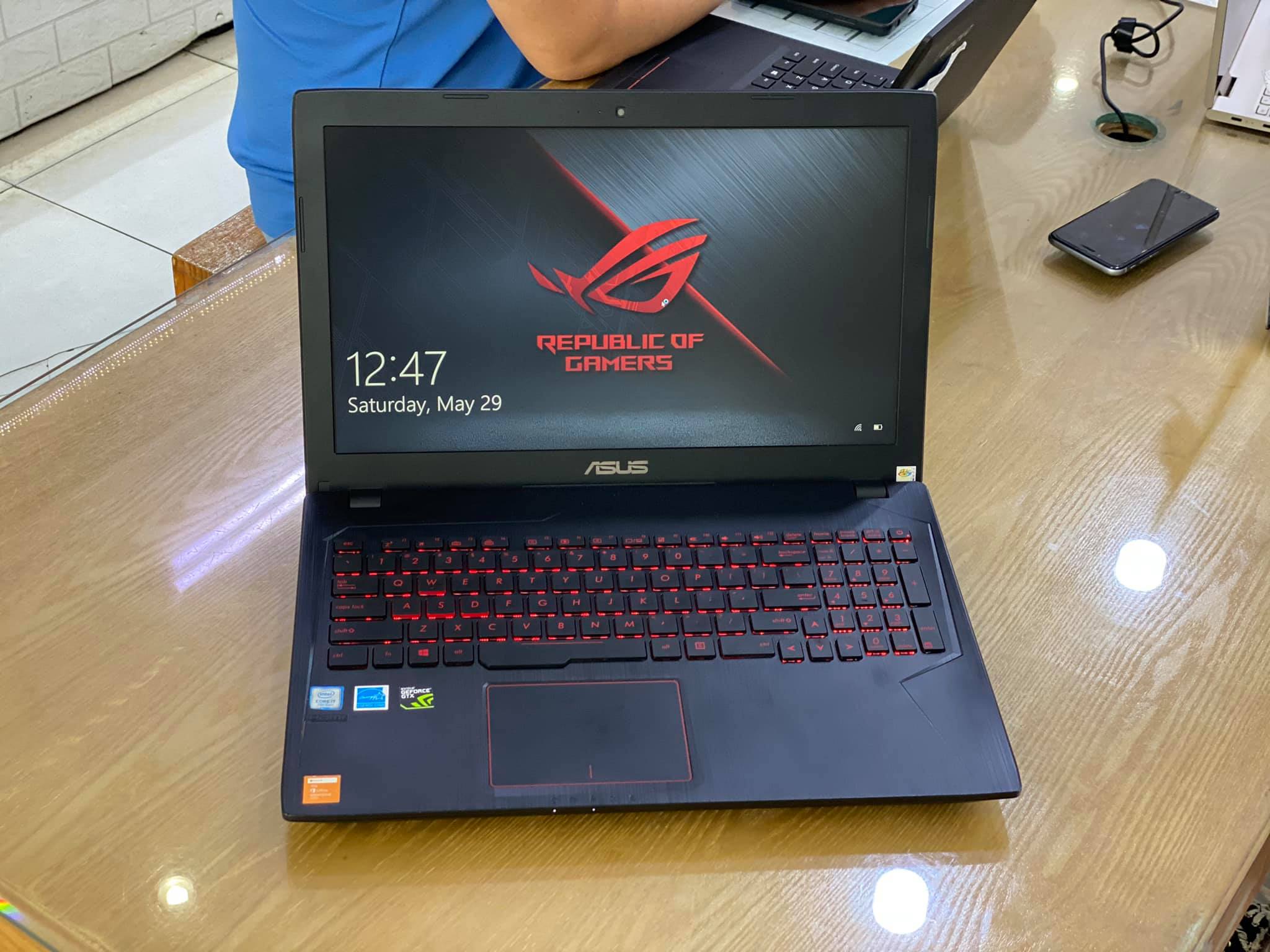 Laptop Asus Gaming RZ53v-9.jpeg